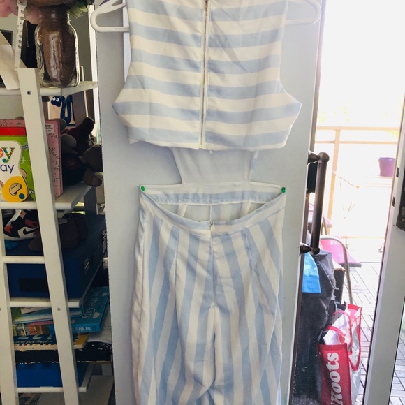 Gorgeous baby blue and white stripe romper - Picture 3 of 4